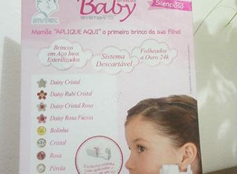 Colocação  de brincos humanizada Elaborado pela medicina Tradicional  chinesa sem perfurar os pontos auriculares  que estão diretamente ligados aos pontos  de acupuntura.